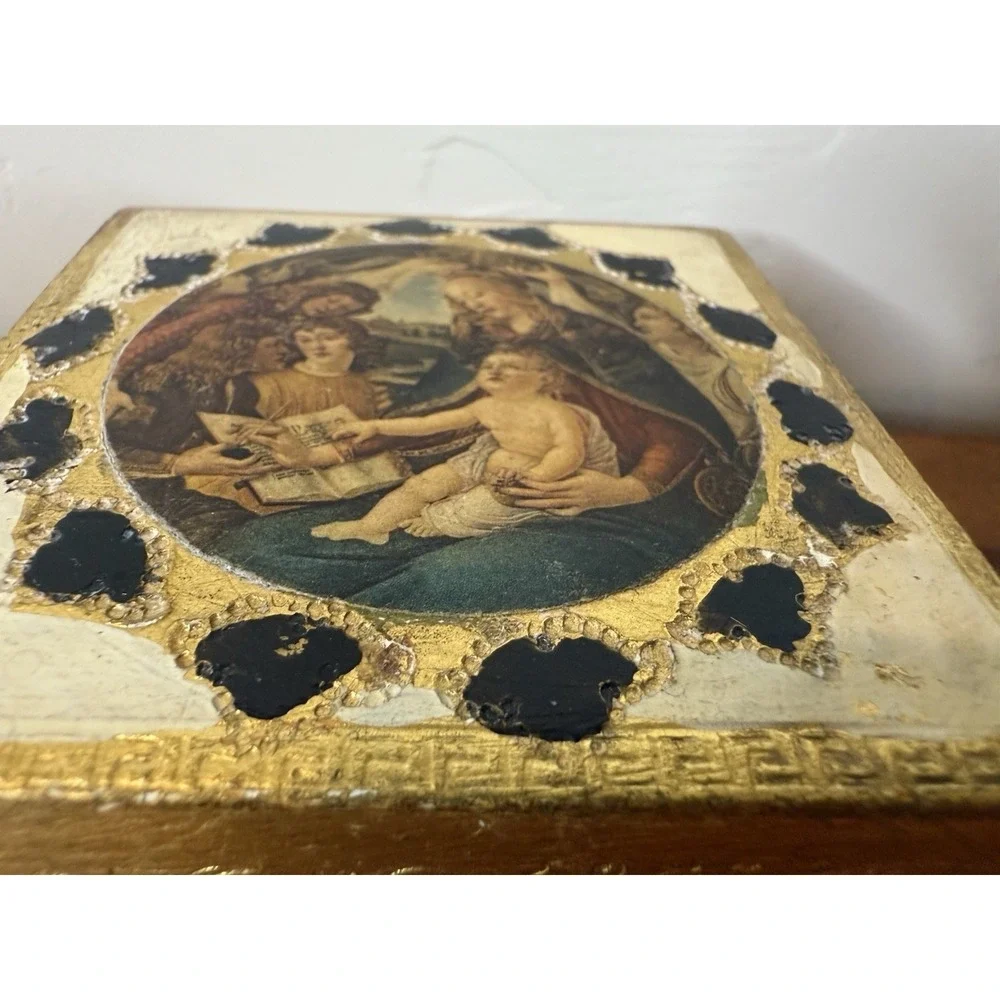 Vintage Handmade in Italy Gold Leaf Wood Trinket Jewelry Box Florentine